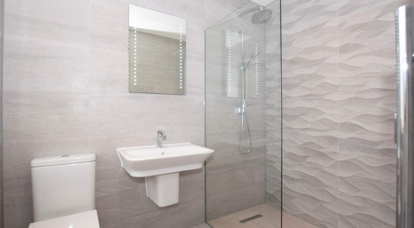 Photo of 3 Bed in Cotmore