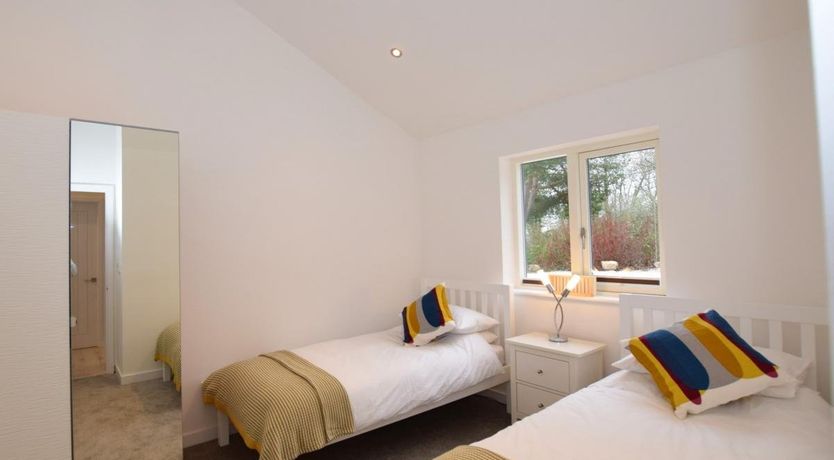 Photo of 3 Bed in Cotmore