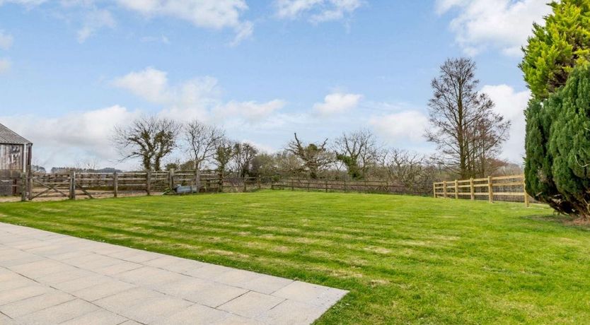 Photo of 1 Bed in Holsworthy Beacon