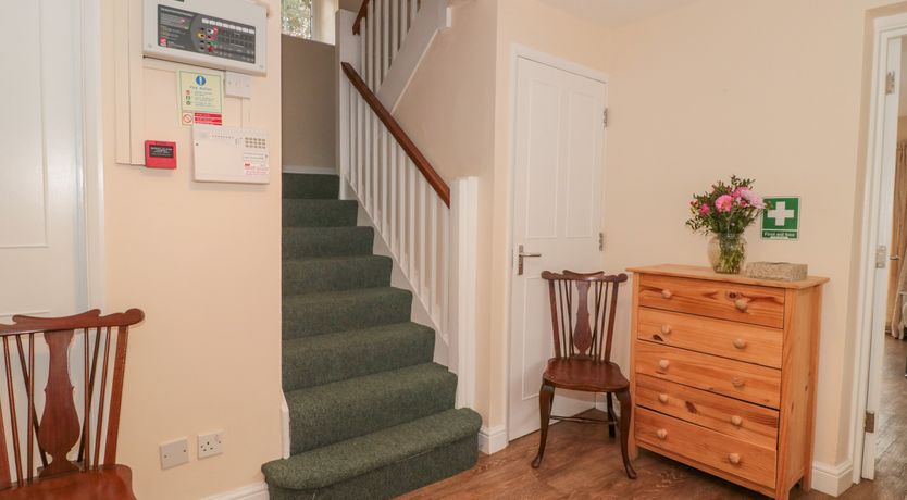 Photo of Aldrich Cottage