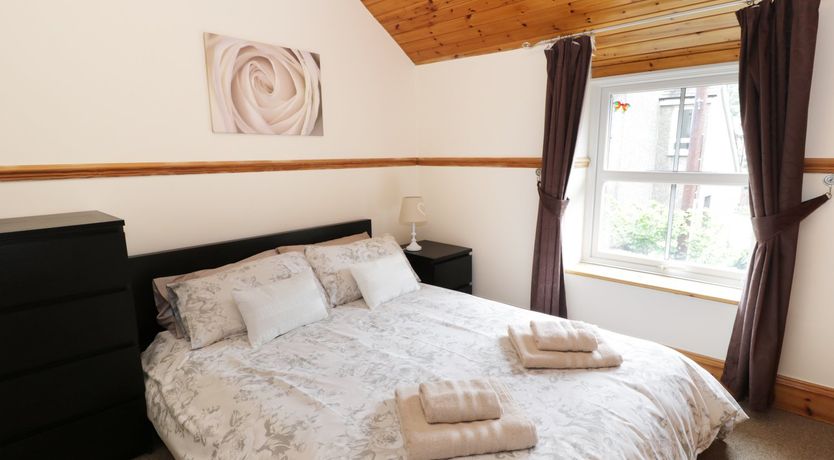 Photo of Cae Tanws Bach