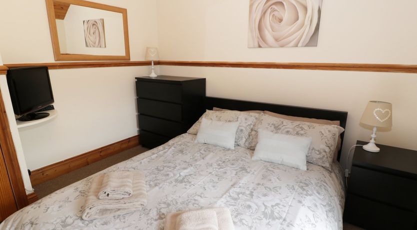 Photo of Cae Tanws Bach