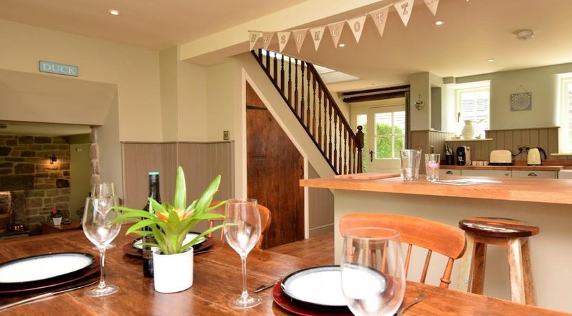 Photo of 2 Bed in Holymoorside