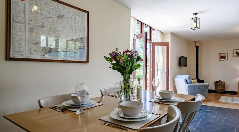 Photo of 2 Bed in Sidbury