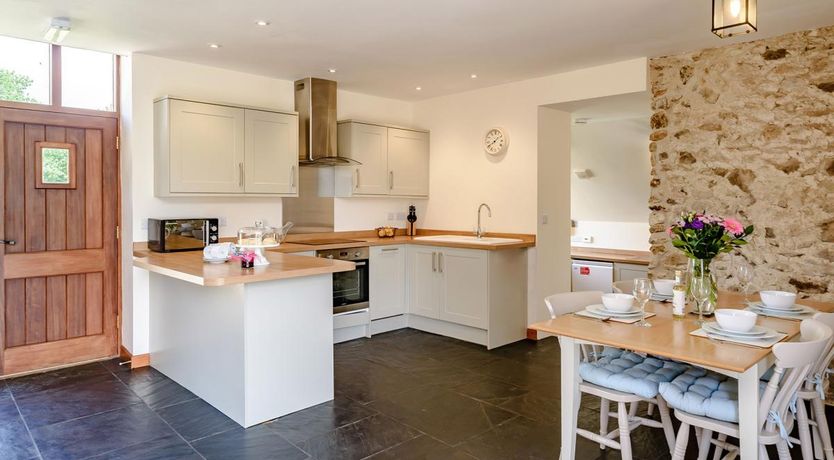 Photo of 2 Bed in Sidbury