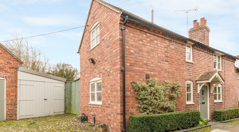 Photo of Borrowers Cottage