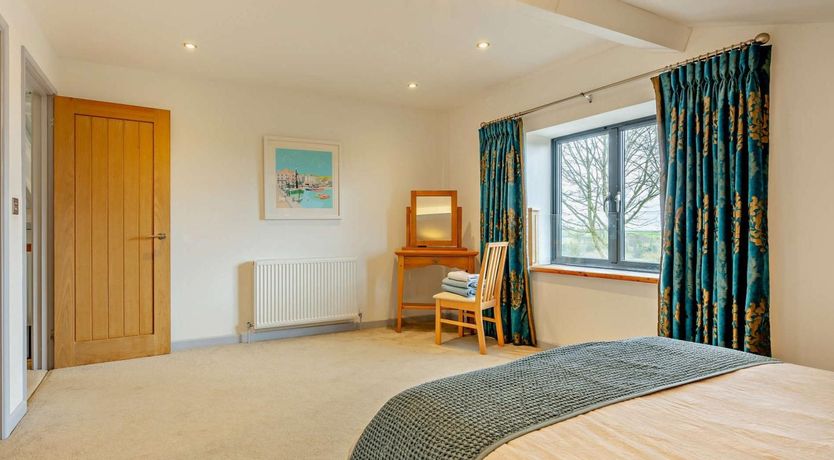 Photo of 3 Bed in Blandford Forum