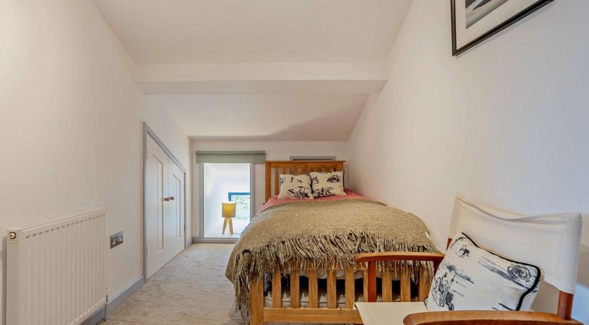 Photo of 3 Bed in Blandford Forum