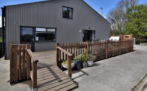 Photo of in Blandford Forum  (49993)