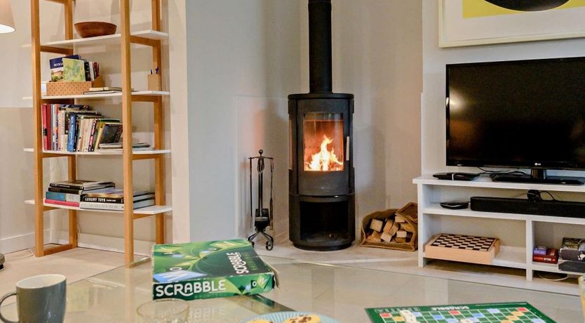 Photo of 3 Bed in Beaulieu