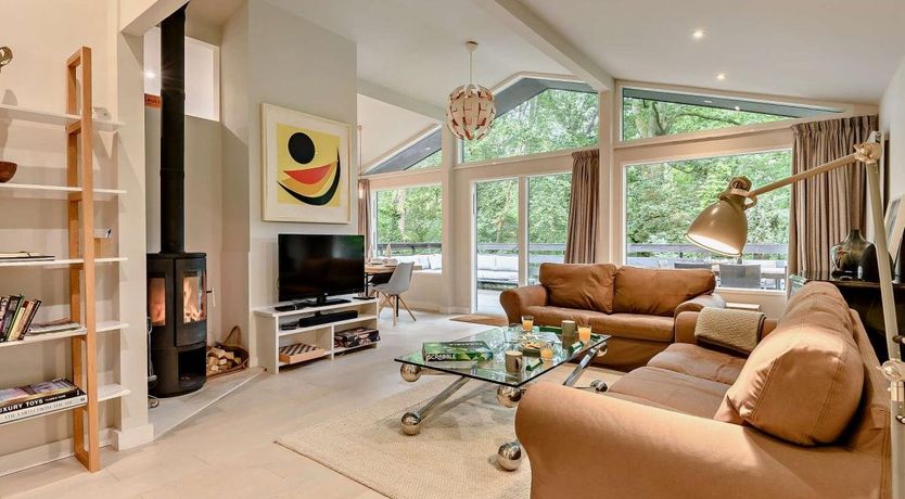 Photo of 3 Bed in Beaulieu