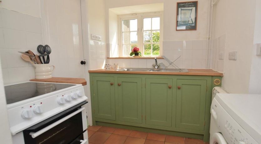 Photo of 3 Bed in Hilfield