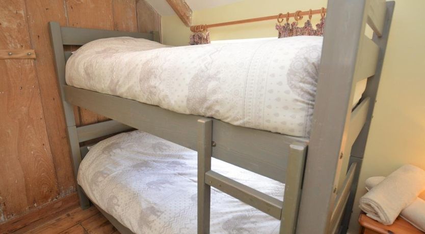 Photo of 3 Bed in Hilfield