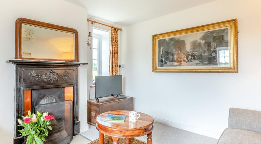 Photo of 3 Bed in Dorchester