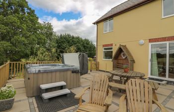 Foxes Meadow Holiday Cottage