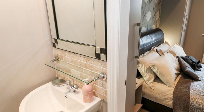 Photo of 1 Alpha Rise