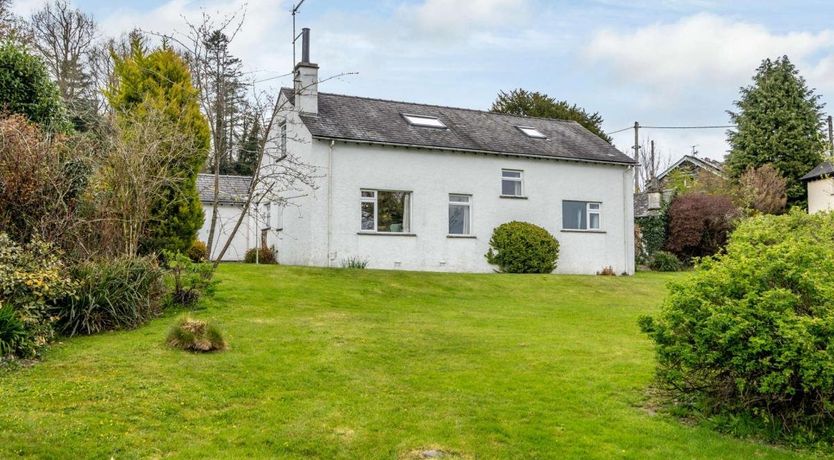 Photo of 5 Bed in Outgate