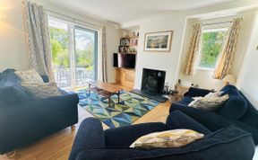 Photo of 5 Bed in Outgate