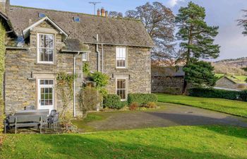 in Hawkshead (LLH03) Holiday Cottage
