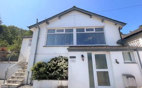 Photo of 4 Bed in Roger Ground