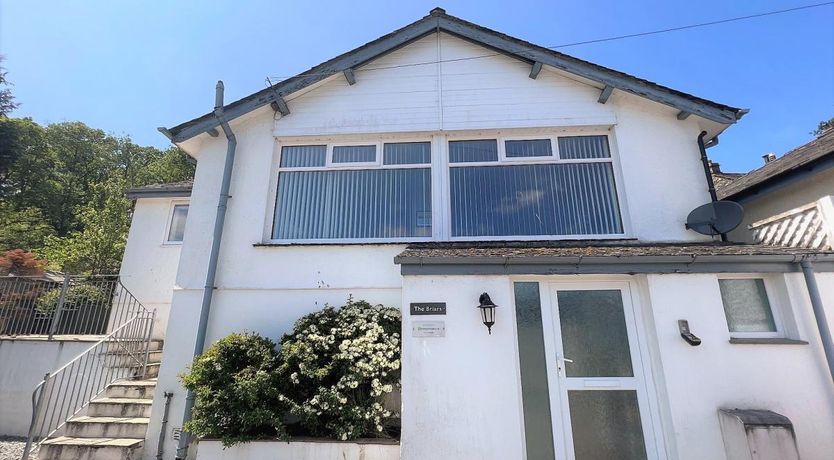 Photo of 4 Bed in Roger Ground