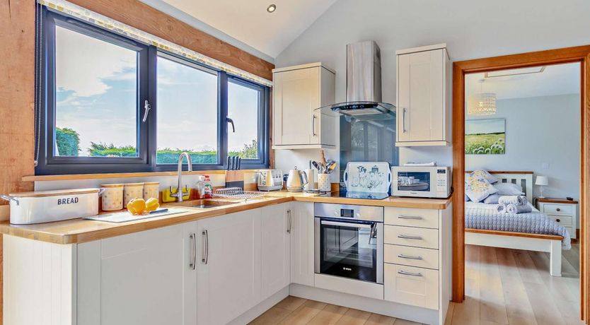 Photo of 1 Bed in Ashwater