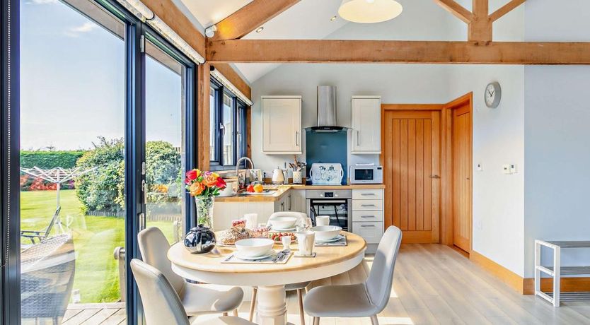 Photo of 1 Bed in Ashwater