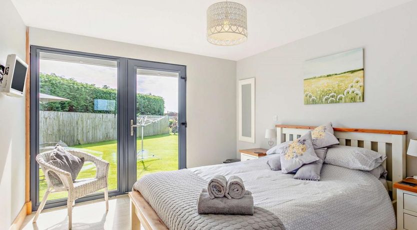 Photo of 1 Bed in Ashwater