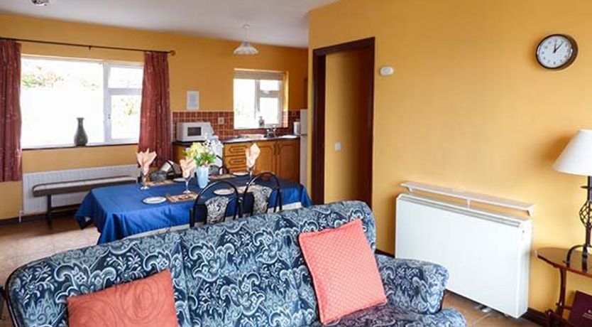 Photo of Rossbeigh Beach Cottage No 6