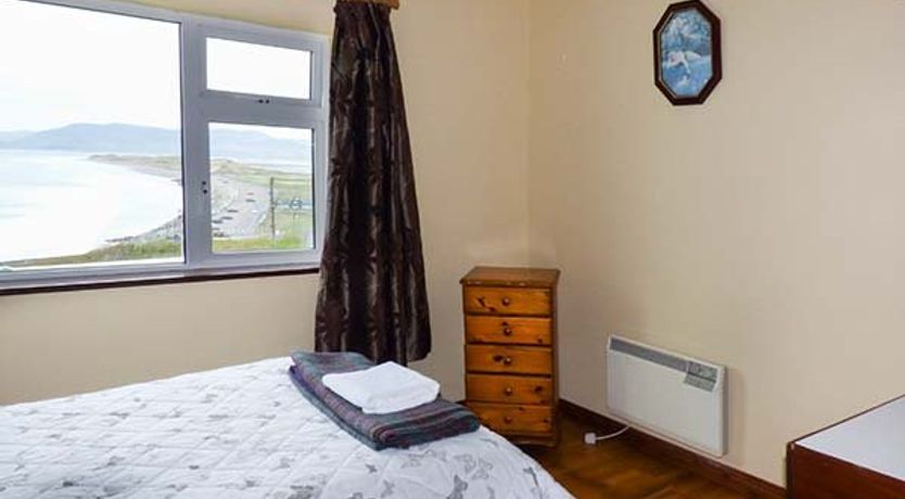 Photo of Rossbeigh Beach Cottage No 6