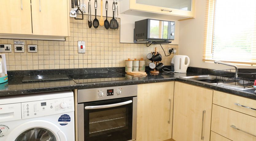 Photo of 2 Lock Cottages