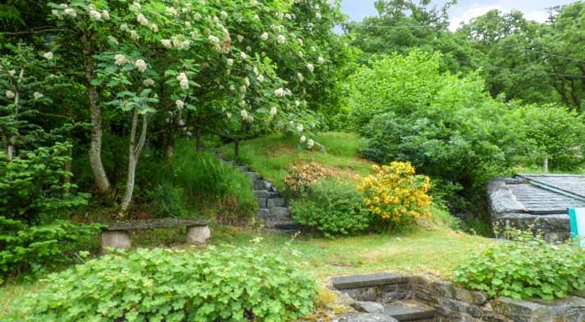 Photo of 3 Glanrafon