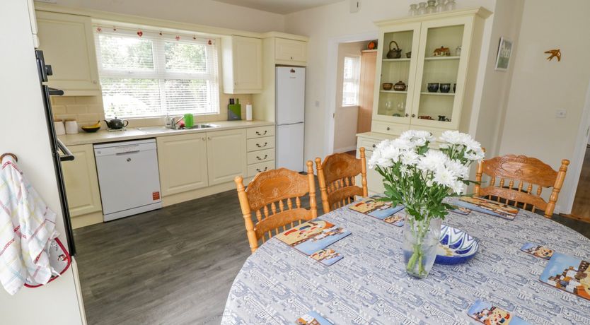 Photo of 2 Castle Cove