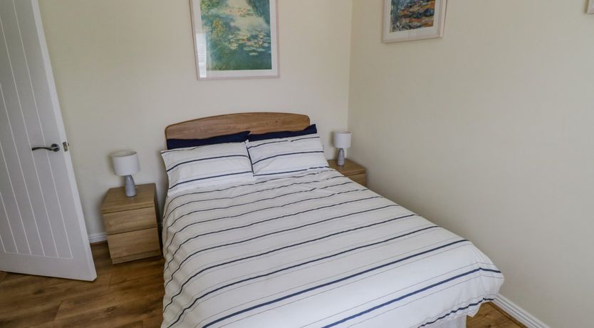 Photo of 2 Castle Cove