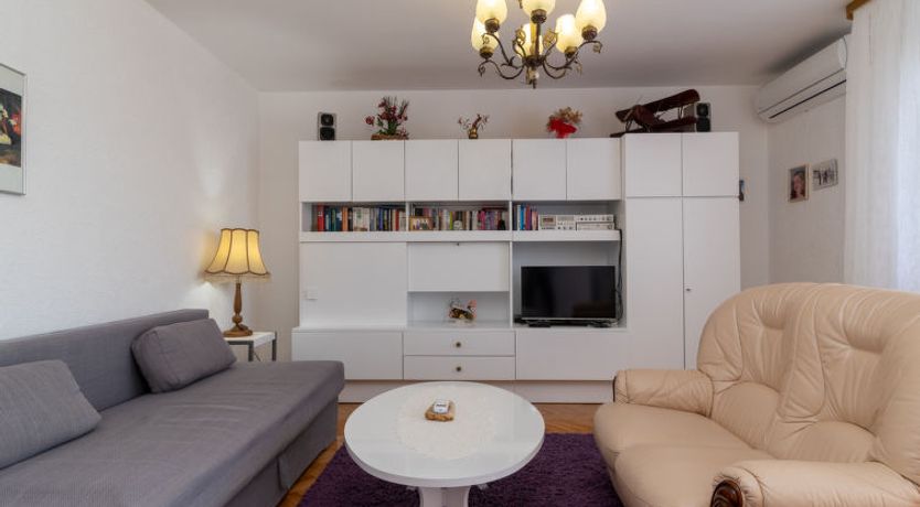 Photo of Melita Lara