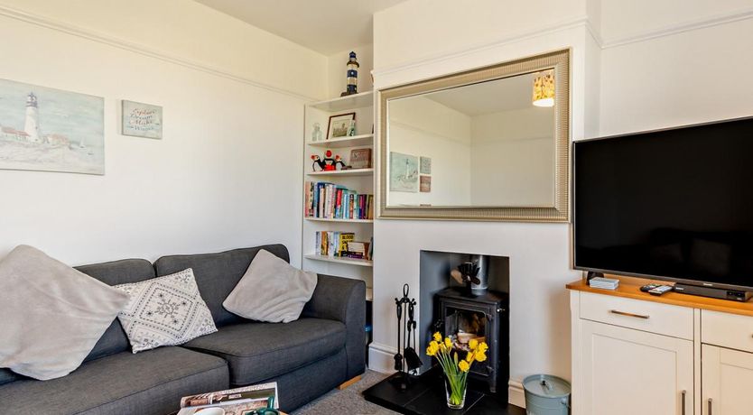 Photo of 3 Bed in Dale