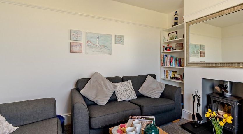 Photo of 3 Bed in Dale