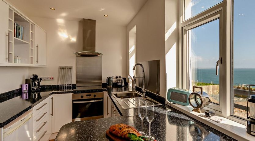 Photo of 3 Bed in Dale