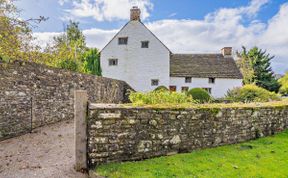 Photo of 3 Bed in Llanvihangel Crucorney