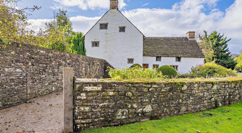 Photo of Cottage in South Wales