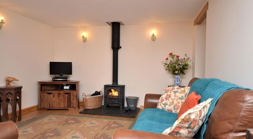 Photo of 2 Bed in Wheddon Cross