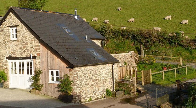 Photo of in Wheddon Cross (51770)
