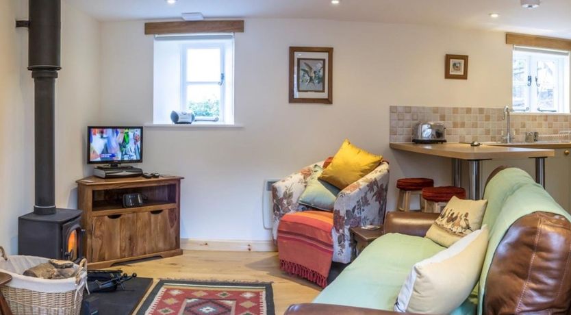 Photo of 1 Bed in Wheddon Cross