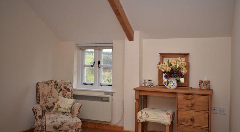 Photo of 1 Bed in Wheddon Cross