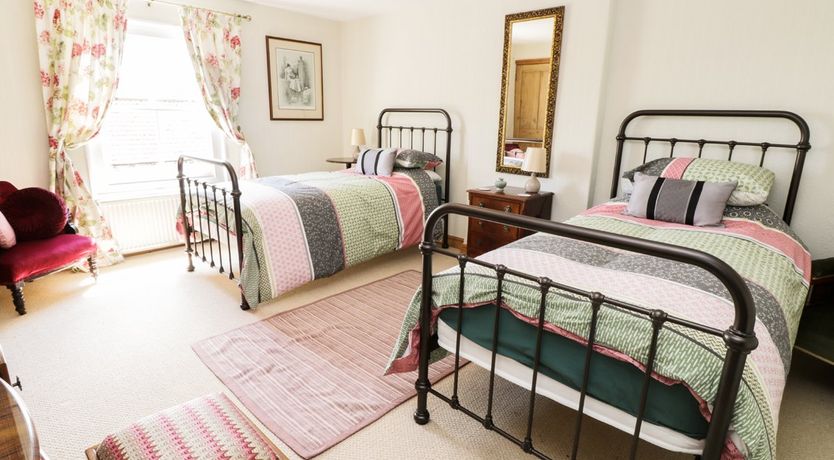 Photo of Auburn House