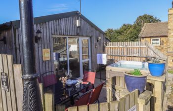 The Old Hen Shed Holiday Cottage