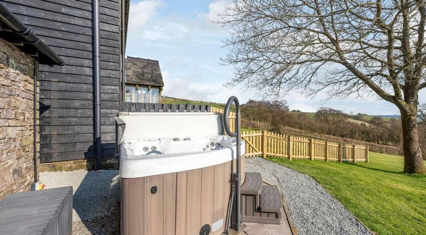 Photo of 1 Bed in Beguildy