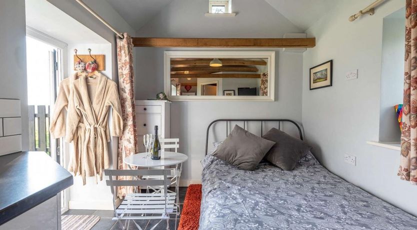 Photo of 1 Bed in Beguildy