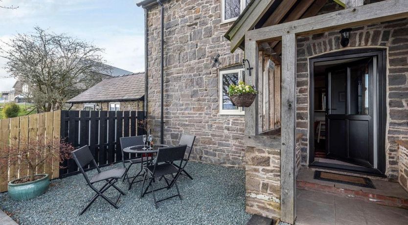 Photo of 1 Bed in Beguildy