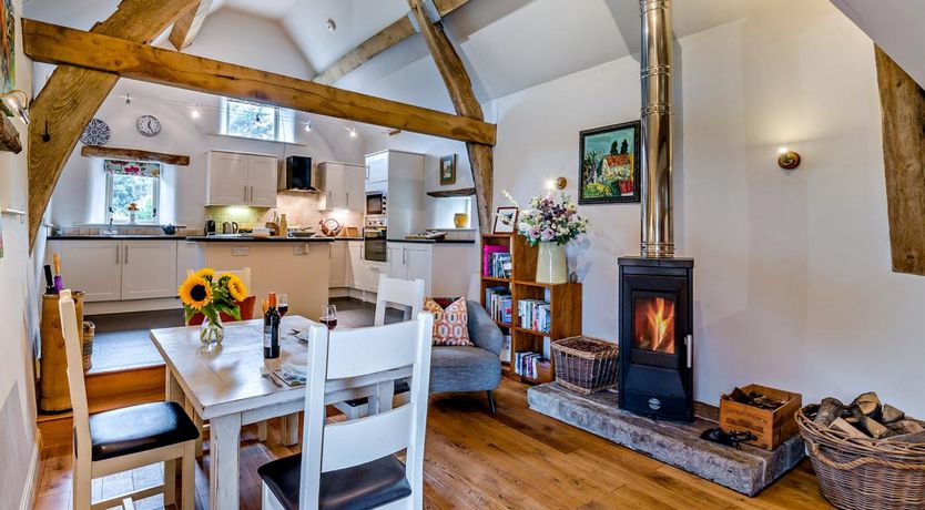 Photo of 1 Bed in Barlow